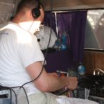 Enge Kiste für den DJ