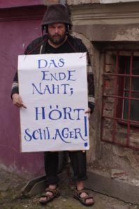 Hört Schlager!