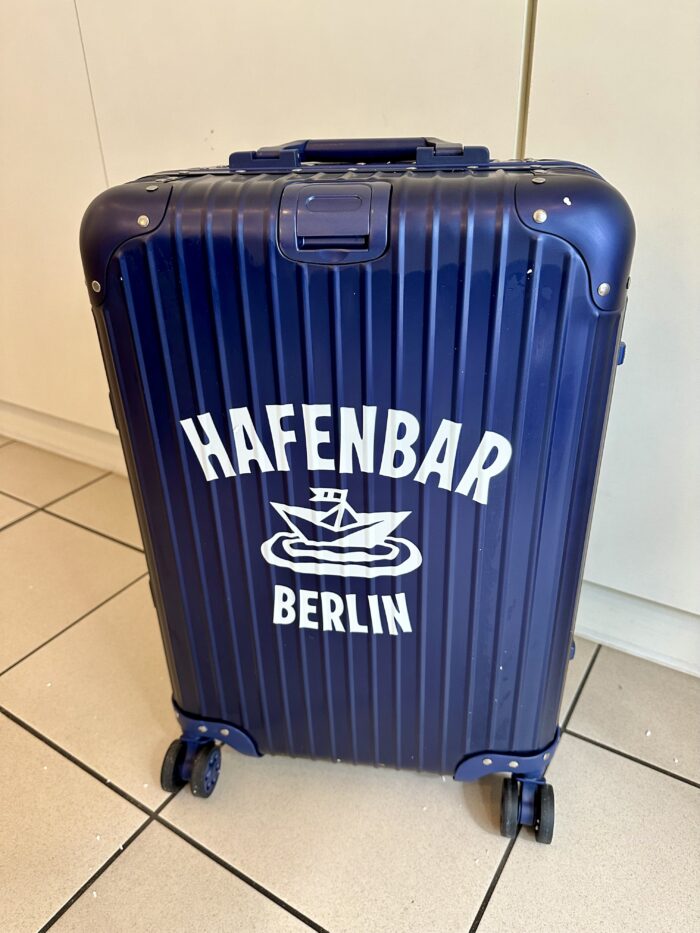 Hafenbar Koffer Handgepäck